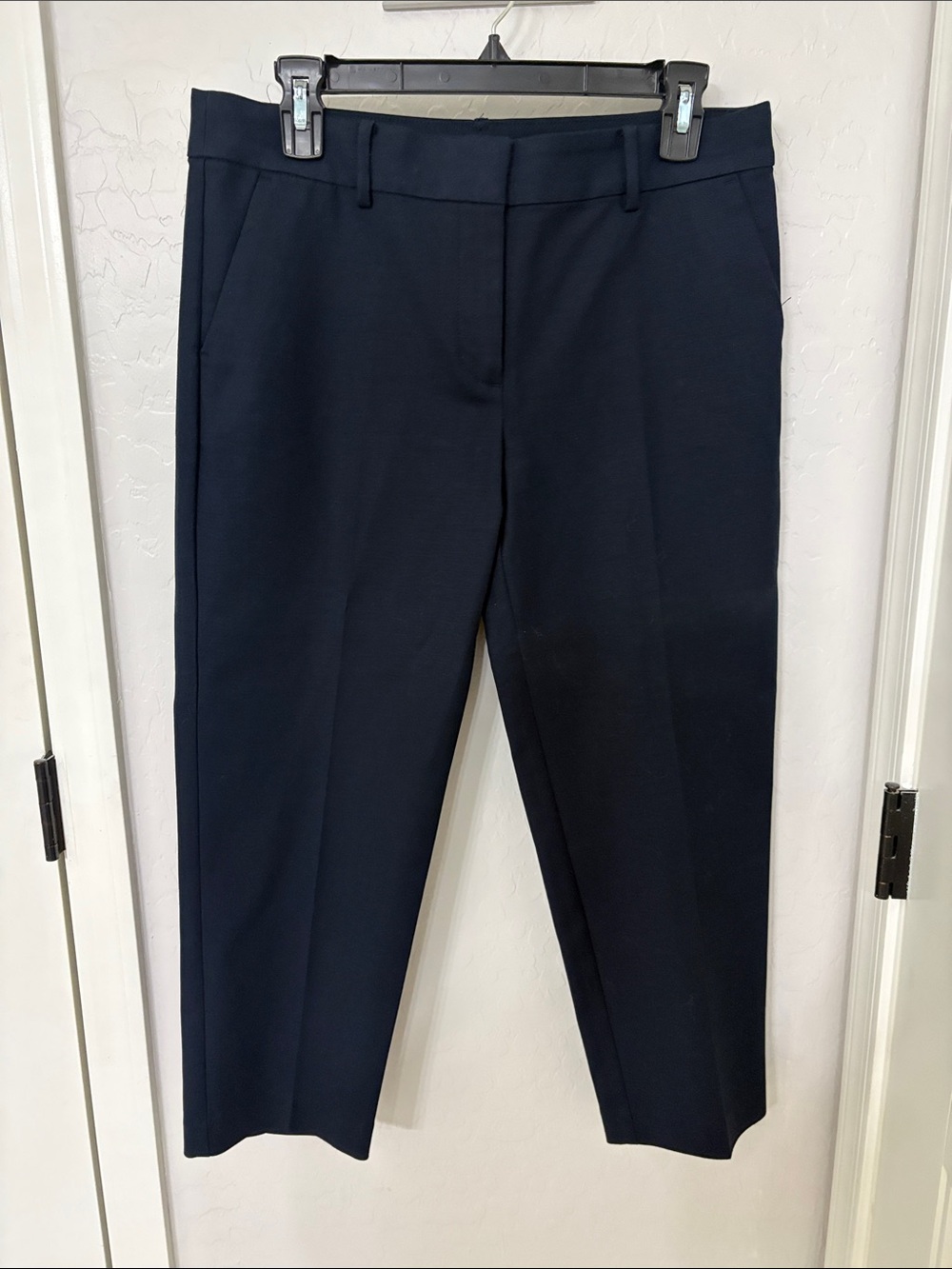 Classic Women's Navy Dress Pants. Never worn. Loft capri petite